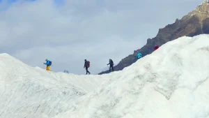 trekkers on the Baltoro glacier 