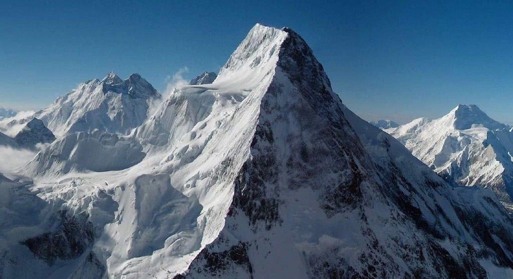 Broad Peak 4th highest mountain in Pakistan