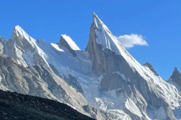 The beautify Laila Peak